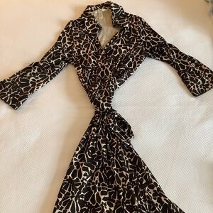 Diane Von Furstenberg Wrap Dress, Size 10, Justin Style